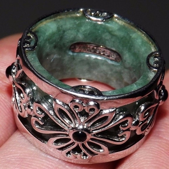 STERLING SILVER Thick JADE & ONYX Flower Designer Ring (SIZE: 5) - GORGEOUS! - Picture 4 of 4